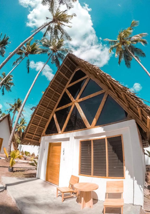 Bermuda Triangle Bungalows Siquijor Exterior photo